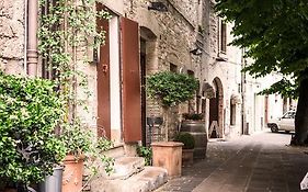 La piazzetta delle erbe